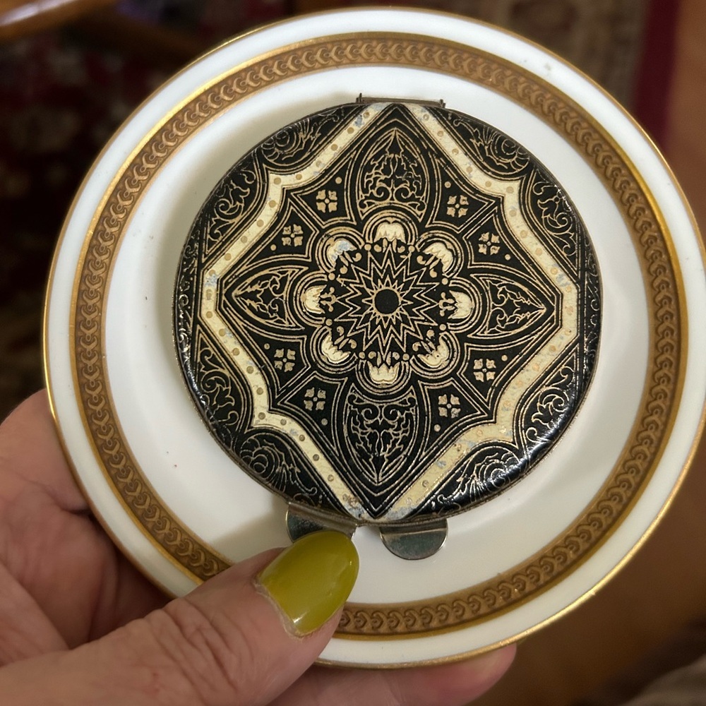 Vintage Italian Peruzzi Leather Powder Mirror Compact